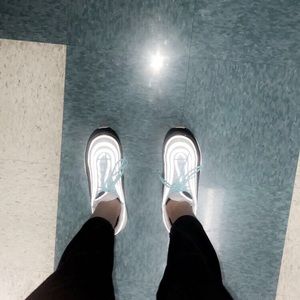 Meet your Posher, Ayah